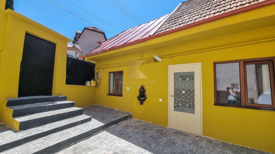 Casă individuală complet renovată, situată în centrul istoric al Brașo - Poză 2