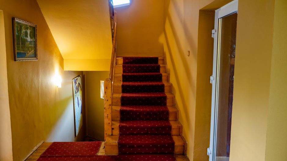 "Hanul Lupilor" | Pensiune de vânzare | Râșnov - Poză 11