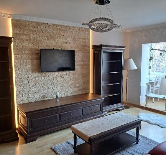 Baba Dochia | 3 Camere | Decomandat | Renovat recent. - Poză 1