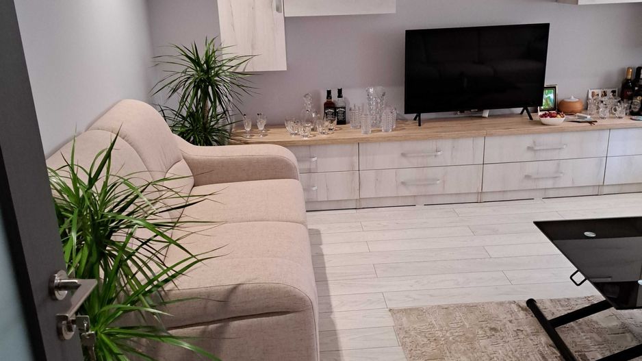 Vând apartament cu 3camere - Poză 6