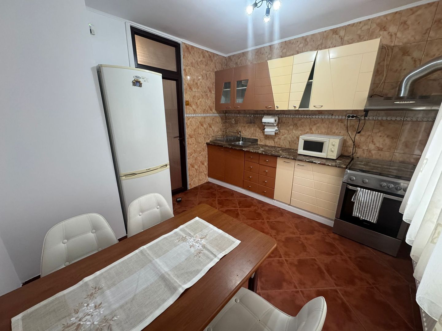 13 Septembrie 3 camere Sebastian 3/8 73mp - Poză 6