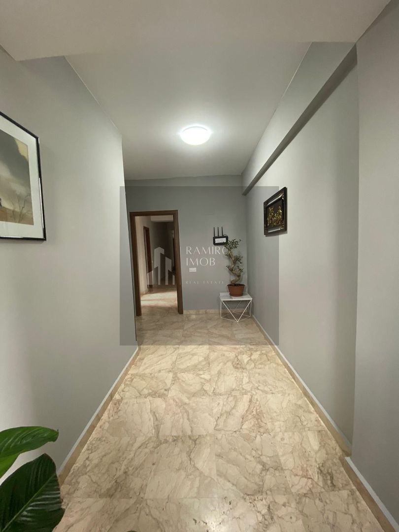 Apartament 220mp utili +terasa 210mp -bloc2010 Unirii -Pasaj Marasesti - Poză 3
