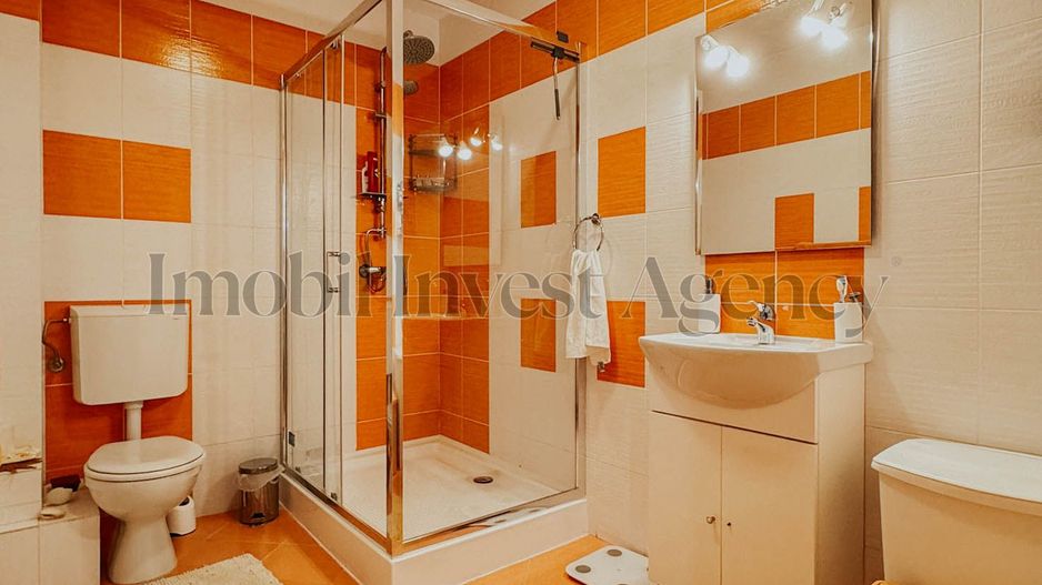 Vila cu 4 camere in Pipera in complex securizat - Poză 19