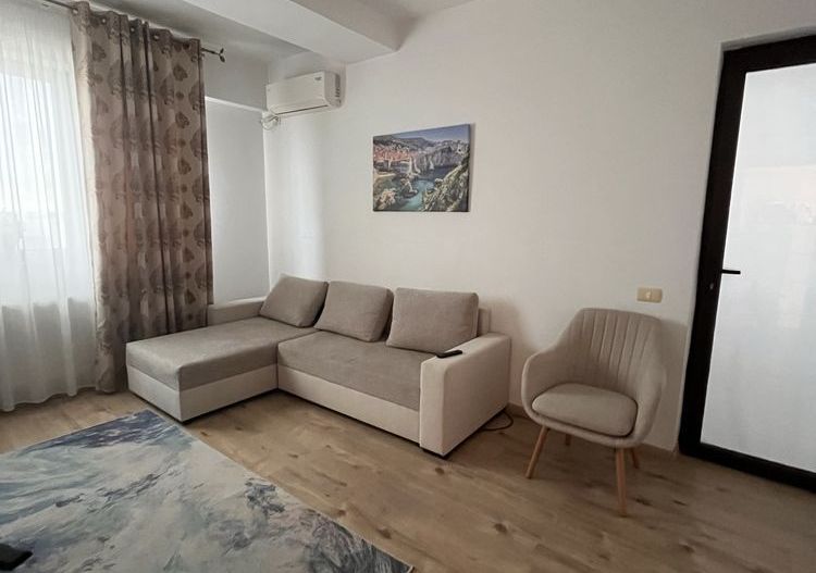 3 camere de inchiriat | Bloc 2017 |2 băi | Parcare optionala | Valea Oltului - Poză 1