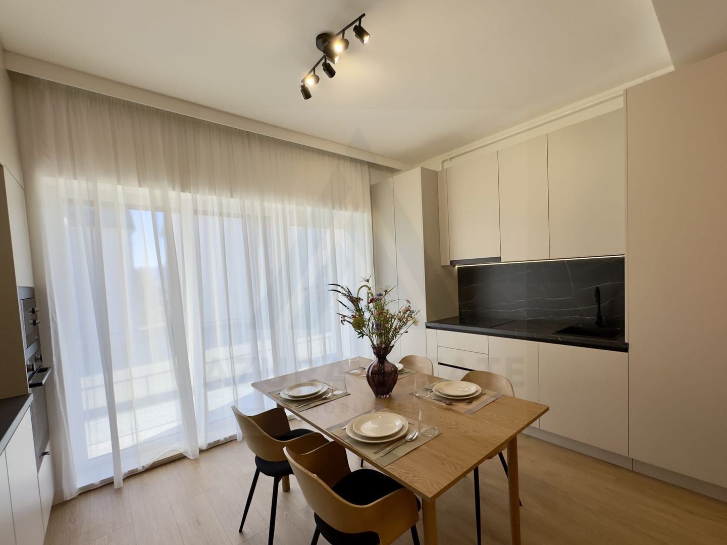 Apartament premium 2 camere utilat premium in Cristian - Poză 4