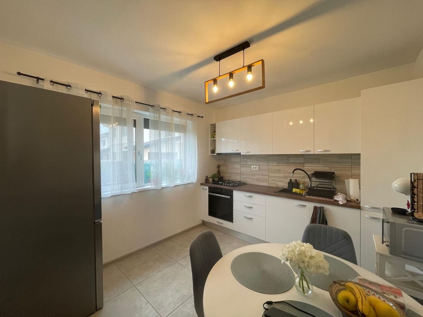 Duplex complet mobilat si utilat - 3 camere - Mosnita - Poză 4