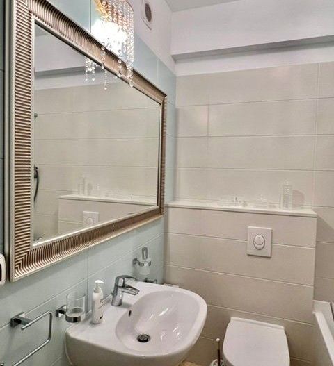 Apartament cu 2 camere decomandat în Calea Victoriei - Poză 14