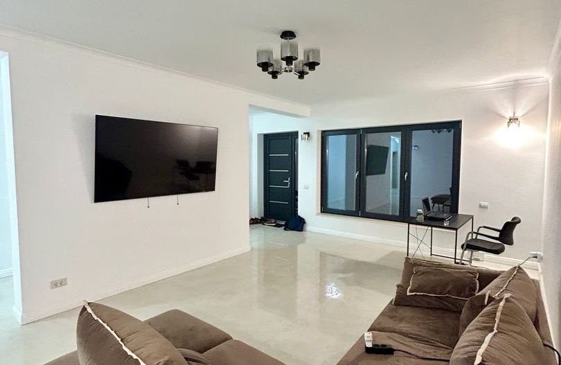 Casa 3 camere modernă Strada Gheorghe Doja - Poză 3