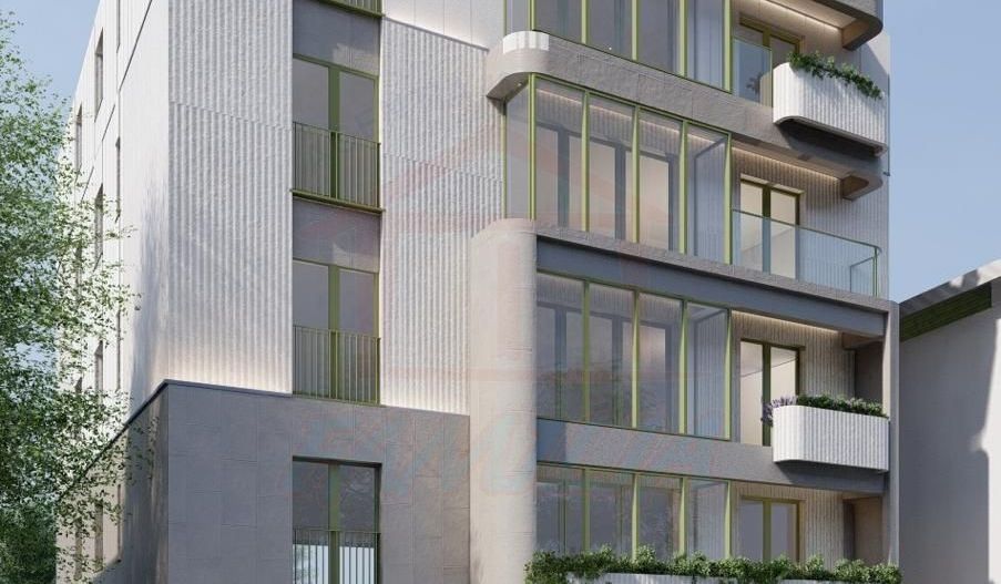 Apartament cu 3 camere de vânzare în Central, Galati - Poză 1