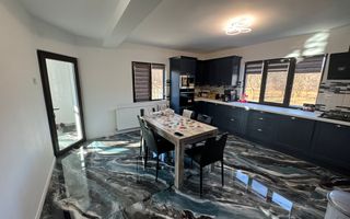 VILA S+P+E-306 MP, TEREN 2078 MP, CAMPULUNG - Poză 18