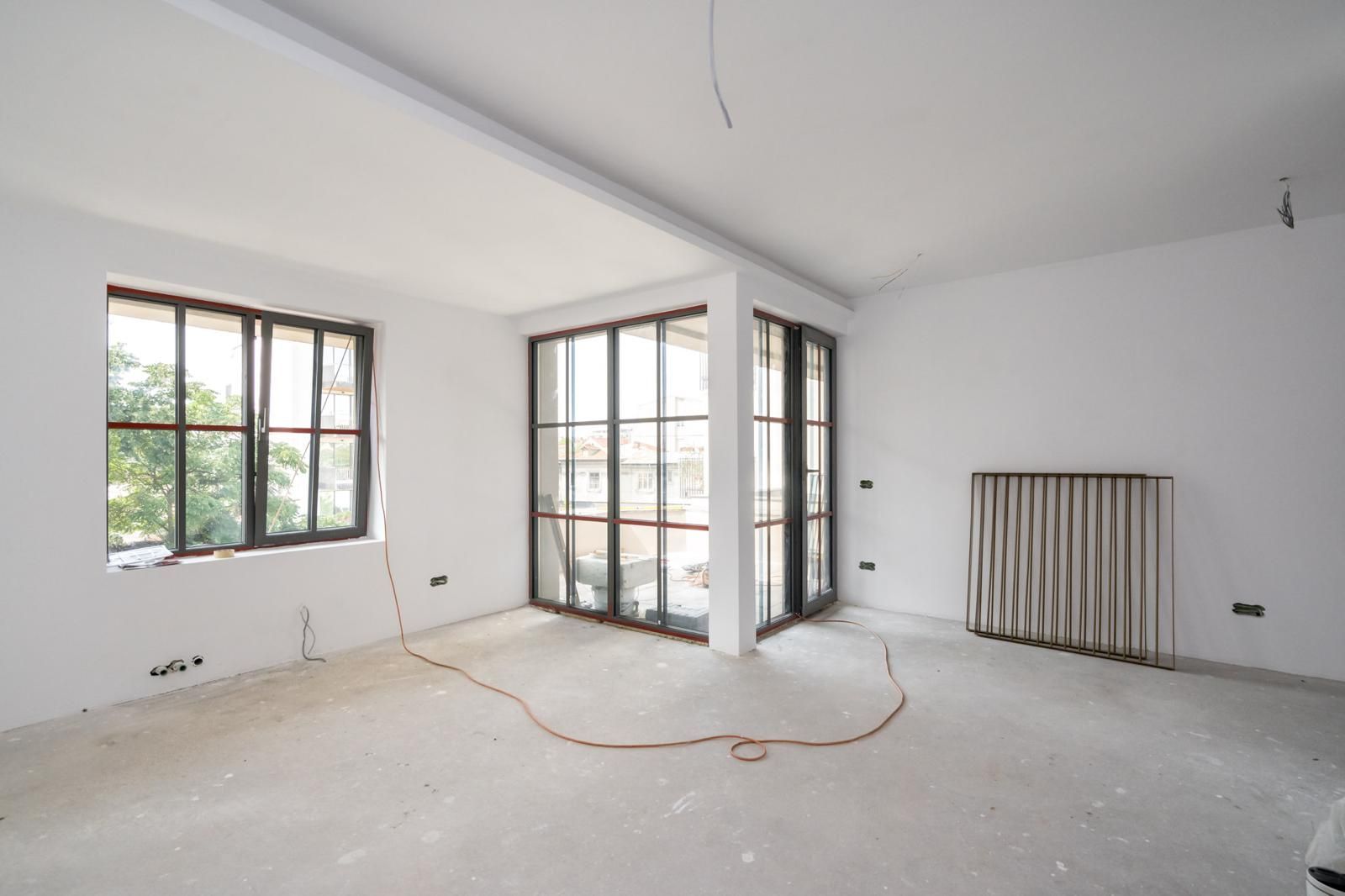 O BIJUTERIE ASCUNSA IN CENTRUL BUCURESTIULUI - Poză 8