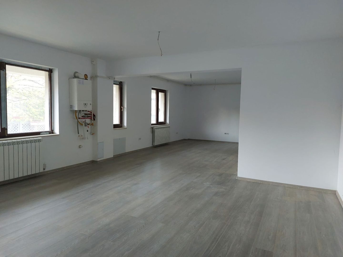 URGENT!, PRIMUL CHIRIAS, CONTORIZAT,FARA MENTENANTA ZERO, NEGOCIABIL - Poză 3