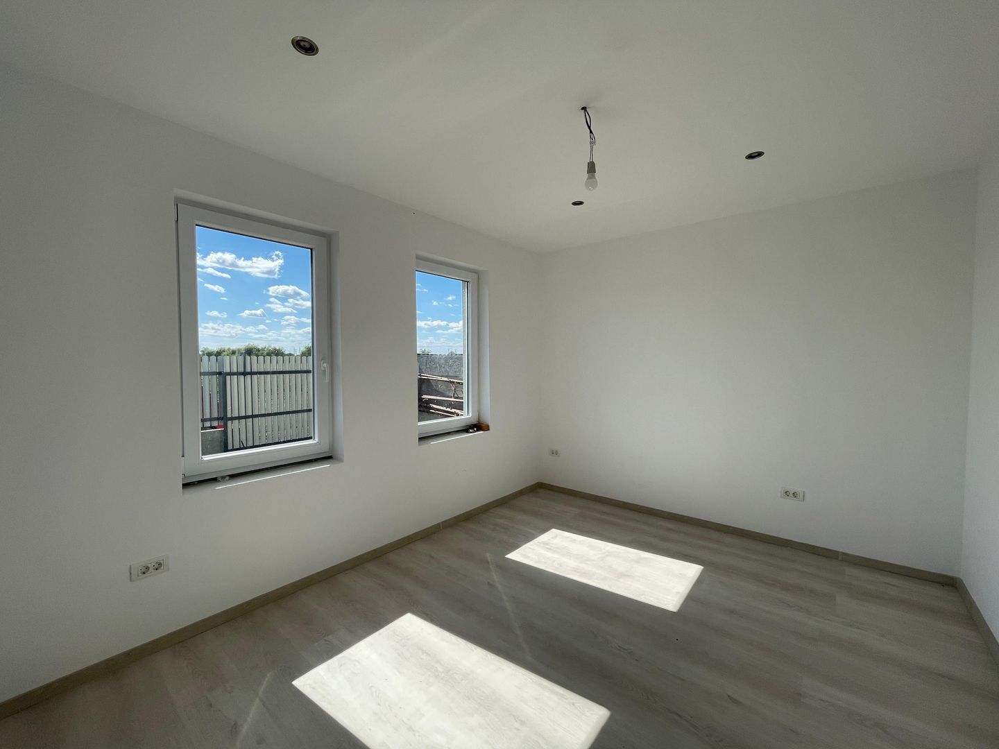 Duplex cu 4 camere - 110mp utili |Mosnita Noua| - Poză 13