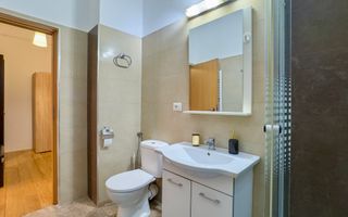 Apartament 2 camere, 55mp, zona Centru Str Traian - Poză 11