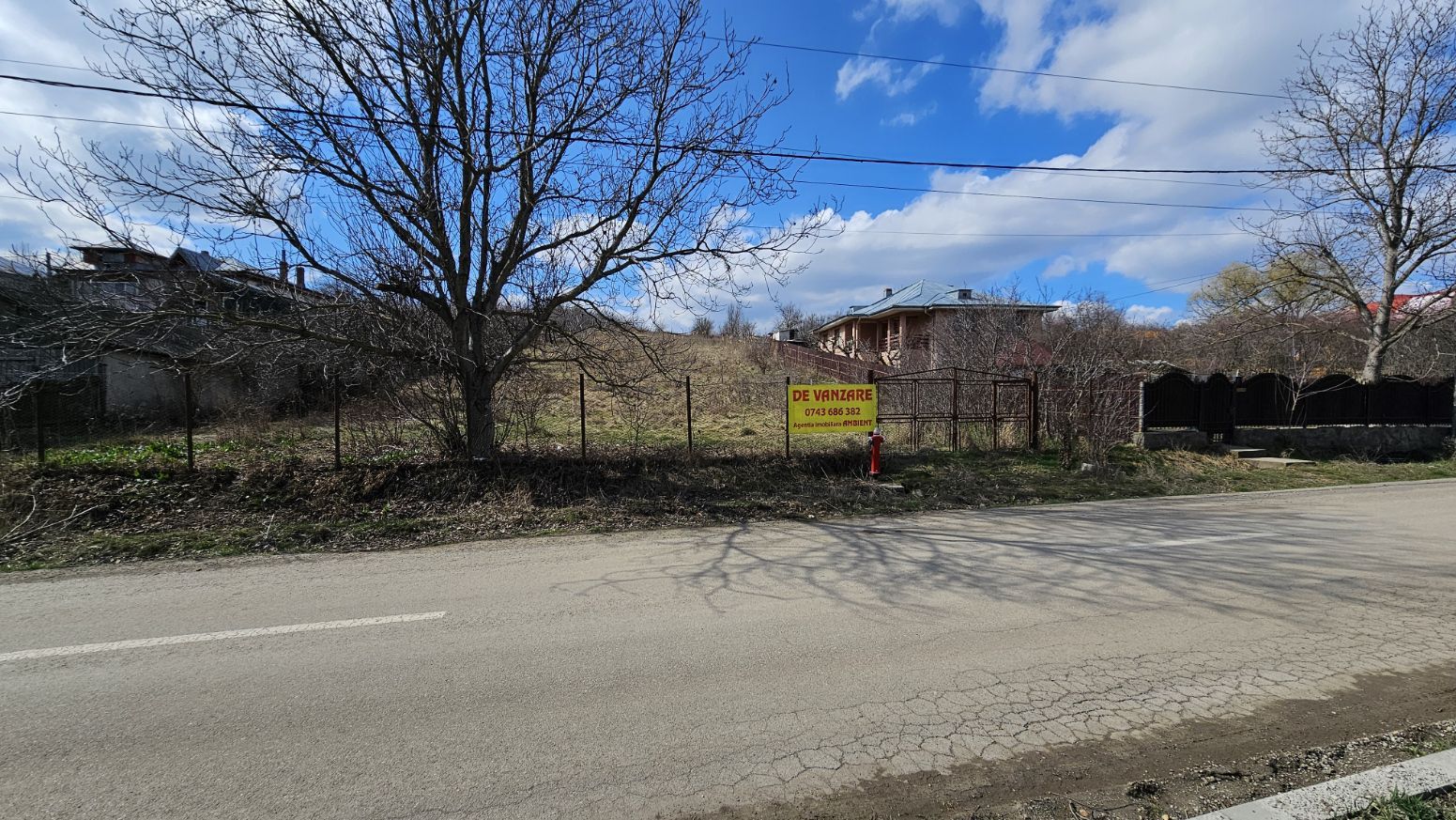 INVESTIȚIE - Teren 7.500 mp, intravilan + extravilan, str. CASTANILOR; - Poză 3