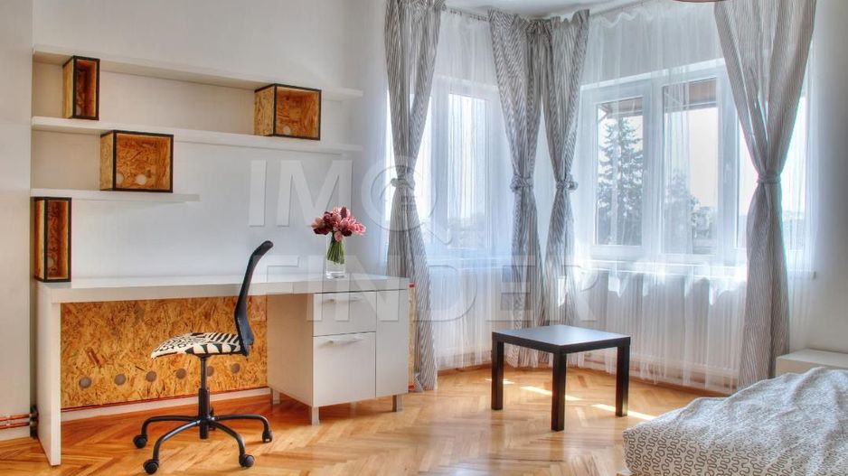 Vânzare apartament la cheie, zona Pașapoarte / Piața Cipariu - Poză 1