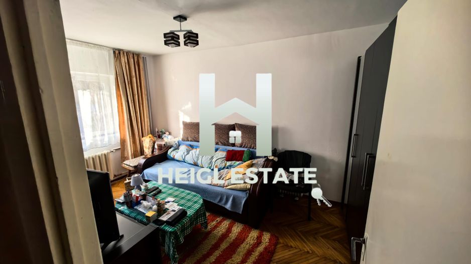 Apartament cu 2 camere + boxa la subsol de vânzare, zona Lipovei - Poză 9