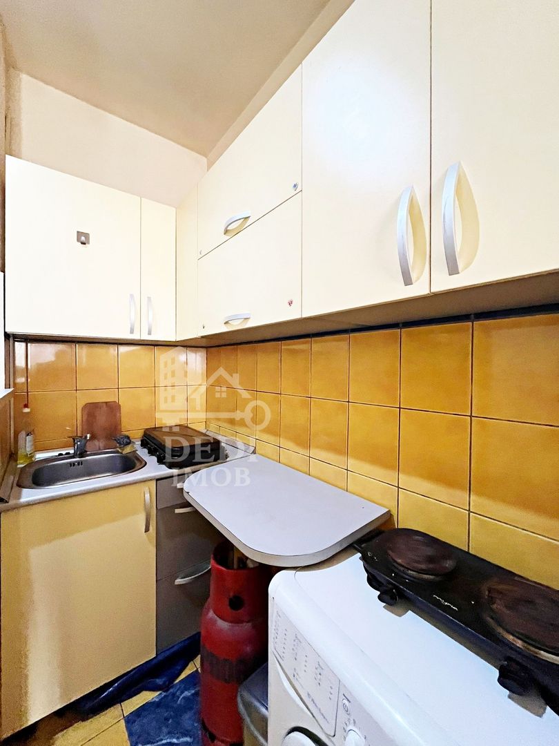 Apartament 1 camere de vânzare in zona Rogerius, Oradea - Poză 4