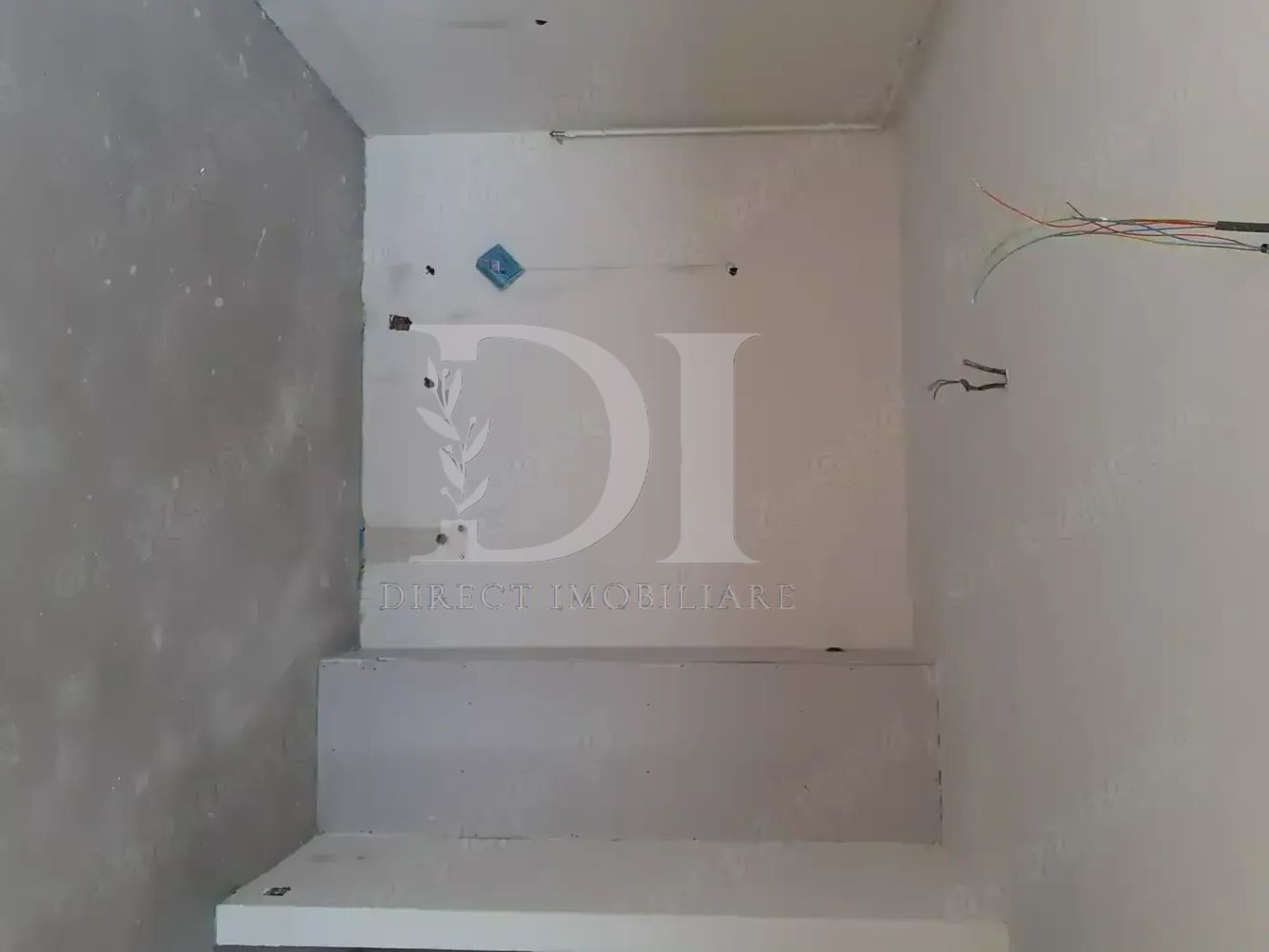 Apartament de vanzare / Zona Eroilor / Floresti - Poză 1