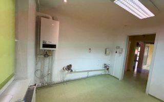 Spațiu parter cu destinație mixtă, zona fostă Lidia – 67 mp - Poză 24
