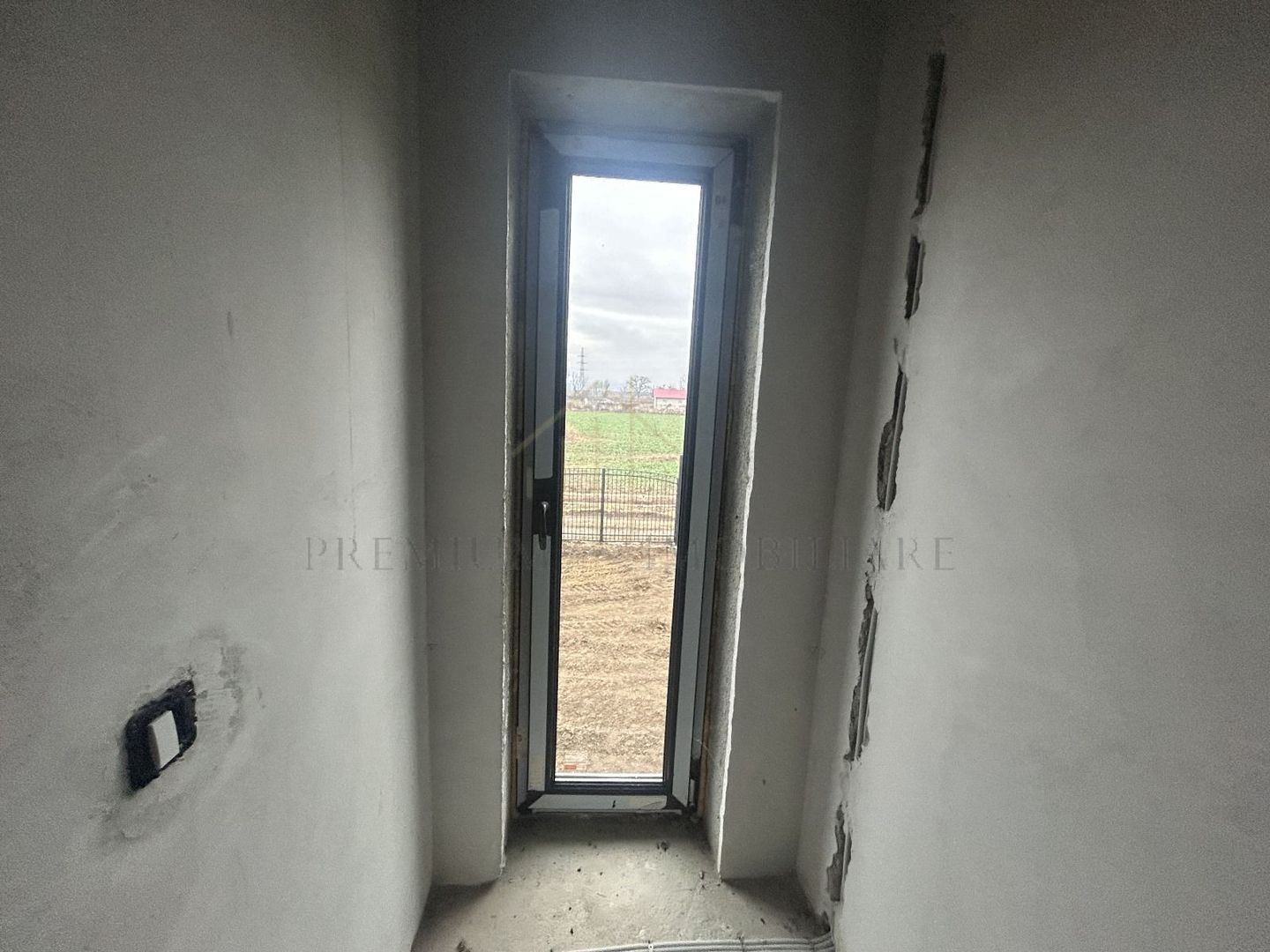 Casa la gri in Onesti - Poză 8