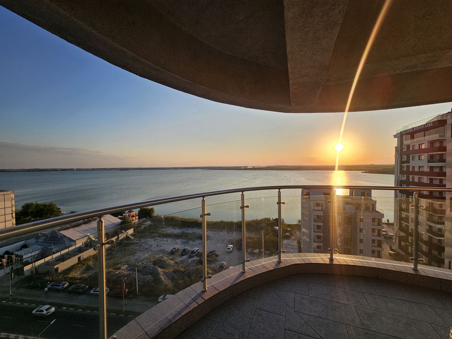 Apartament de vanzare 3 camere Casa Del Mar Mamaia/Constanta - Poză 1