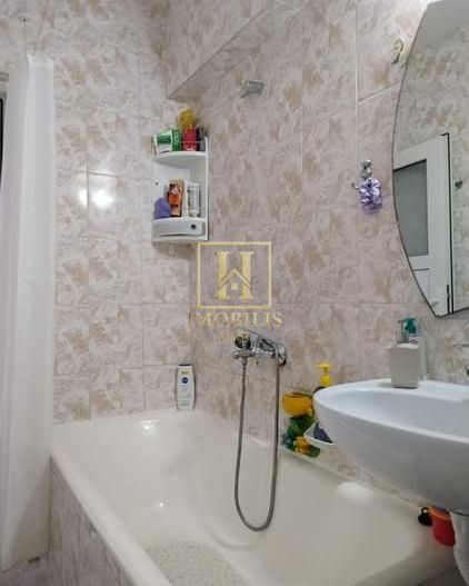 Apartament 3 camere, D.,2 bai, 65mp 135000euro Pacurari - Poză 6