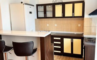 2 Camere Titan Parcare - Poză 1