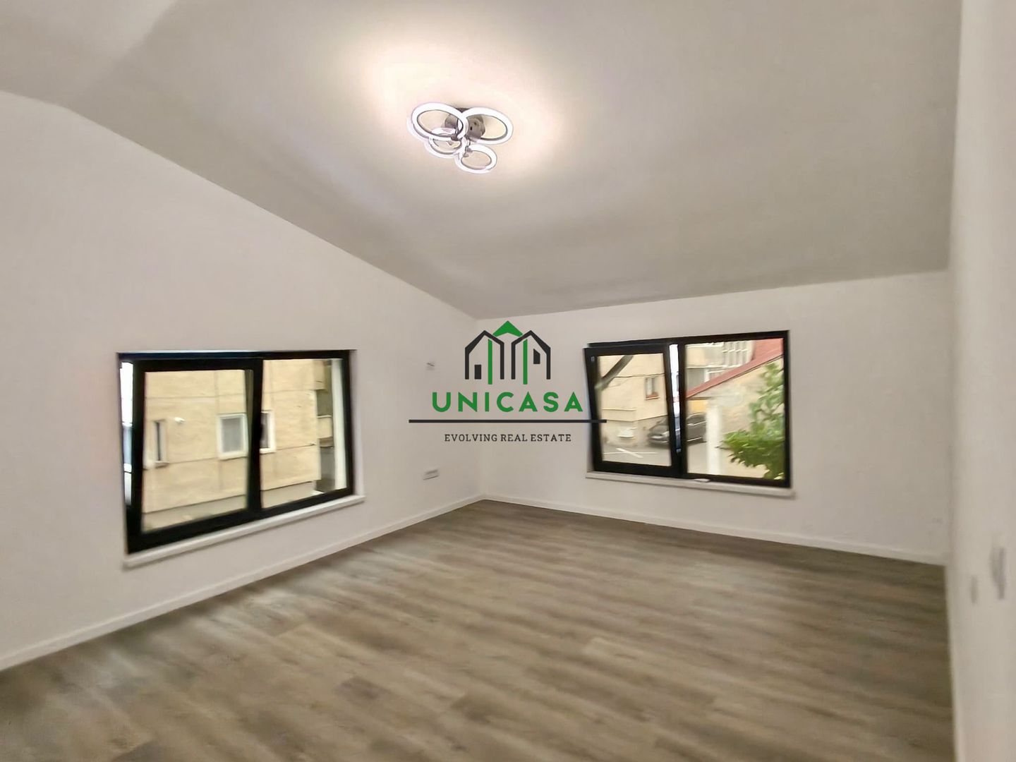 Casa 4 camere , Central– RÂMNICU VÂLCEA | APROAPE DE RIVER PLAZA MALL - Poză 12