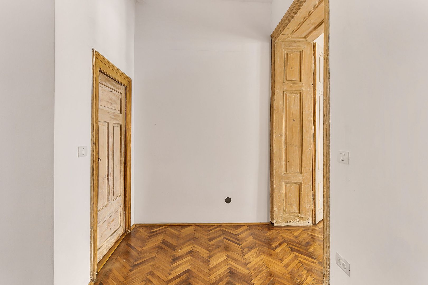Apartament  istoric ultracentral   - REZERVAT!!! - Poză 11