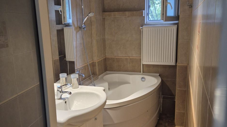 De vanzare apartament 3 camere Craangasi Lacul Morii ap - Poză 7