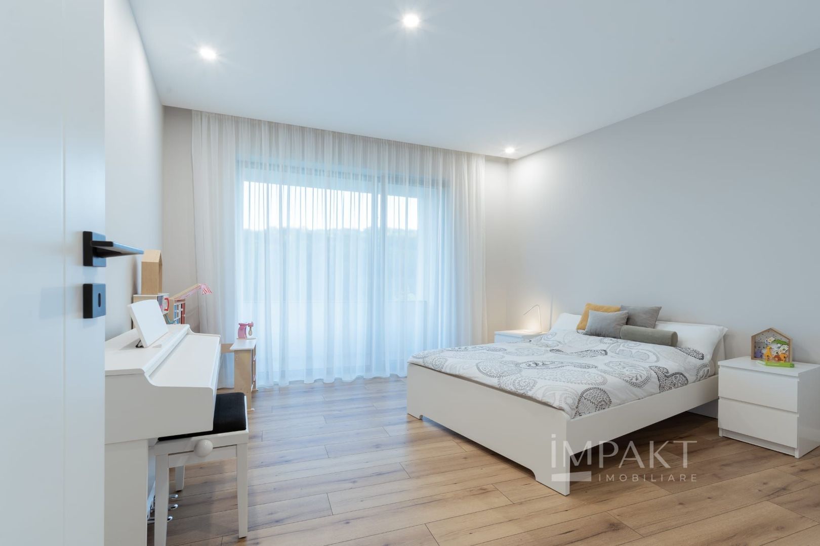 Vila superba Feleacu cu teren de 1700 m2 - Poză 13