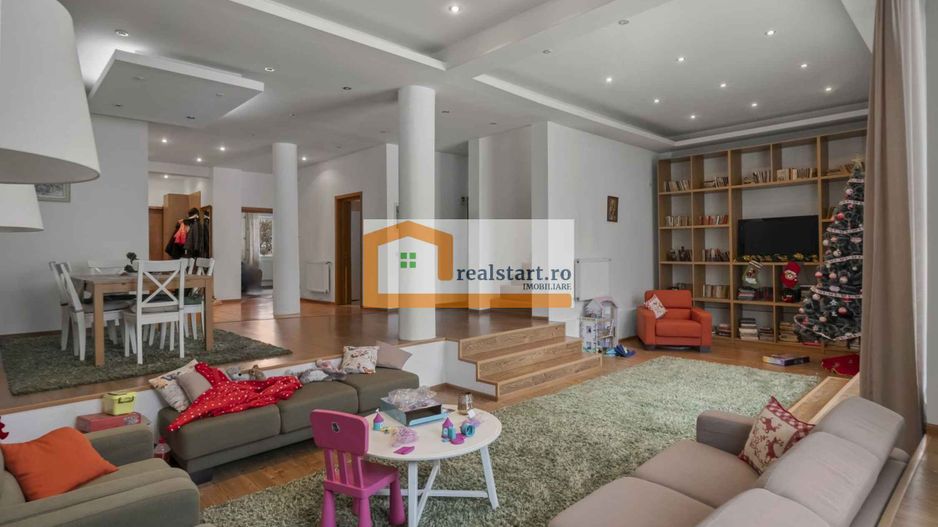 Vila 14 camere, individuala cu teren 590mp, curent trifazic, ALA, Metrou, - Poză 3