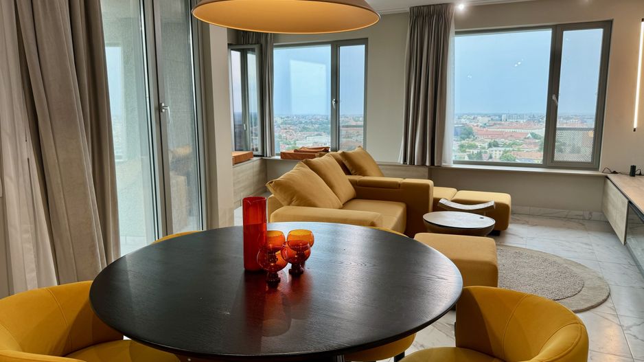 Apartament  la Isho cu vedere panoramica asupra orașului - Poză 3