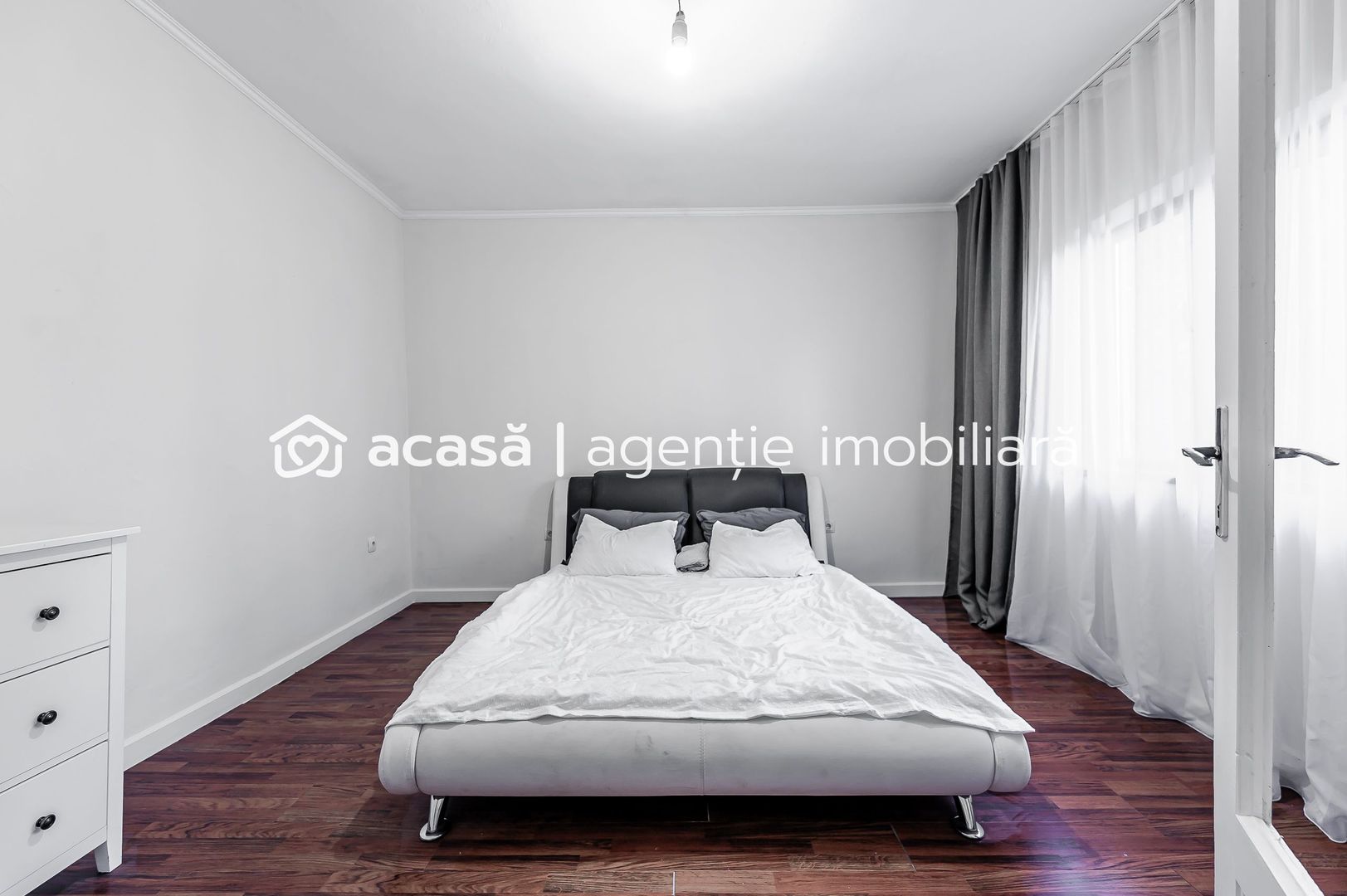 Casă în localitatea Miniș - Comision 0% la cumparare - Poză 4