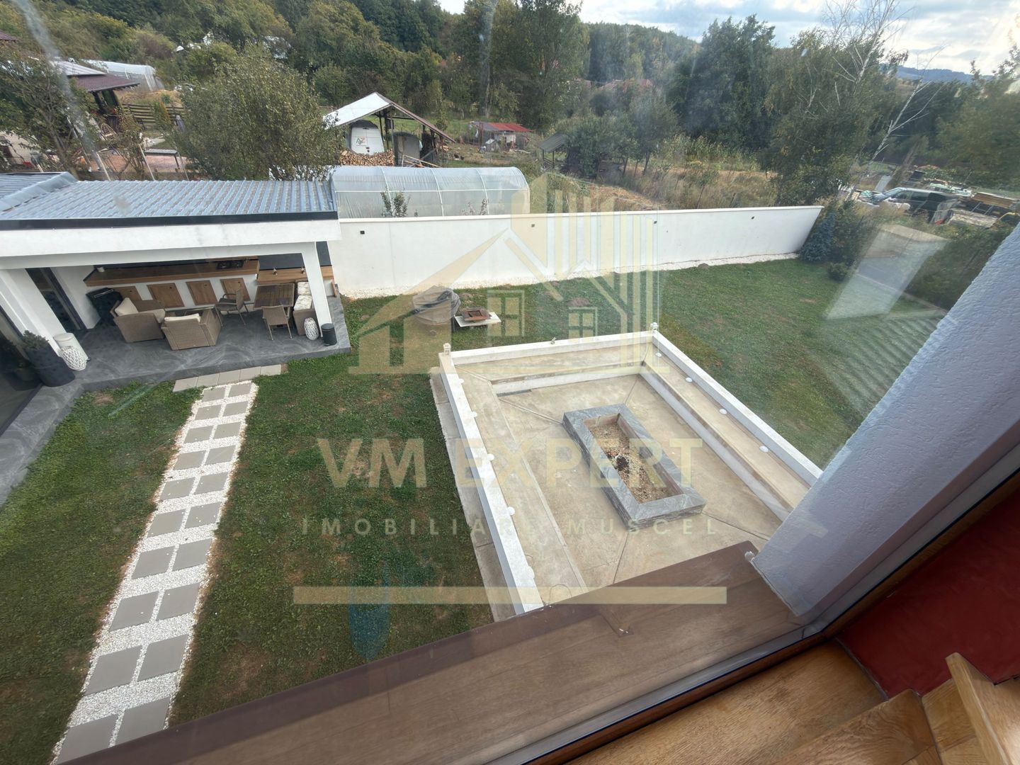 CASĂ 5 CAMERE TEREN 1600 MP CAMPULUNG - Poză 61