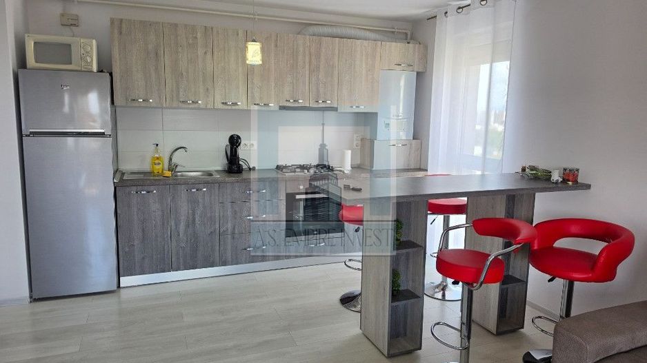 Apartament 2 camere mobilat/utilat - zona Coresi - Poză 4