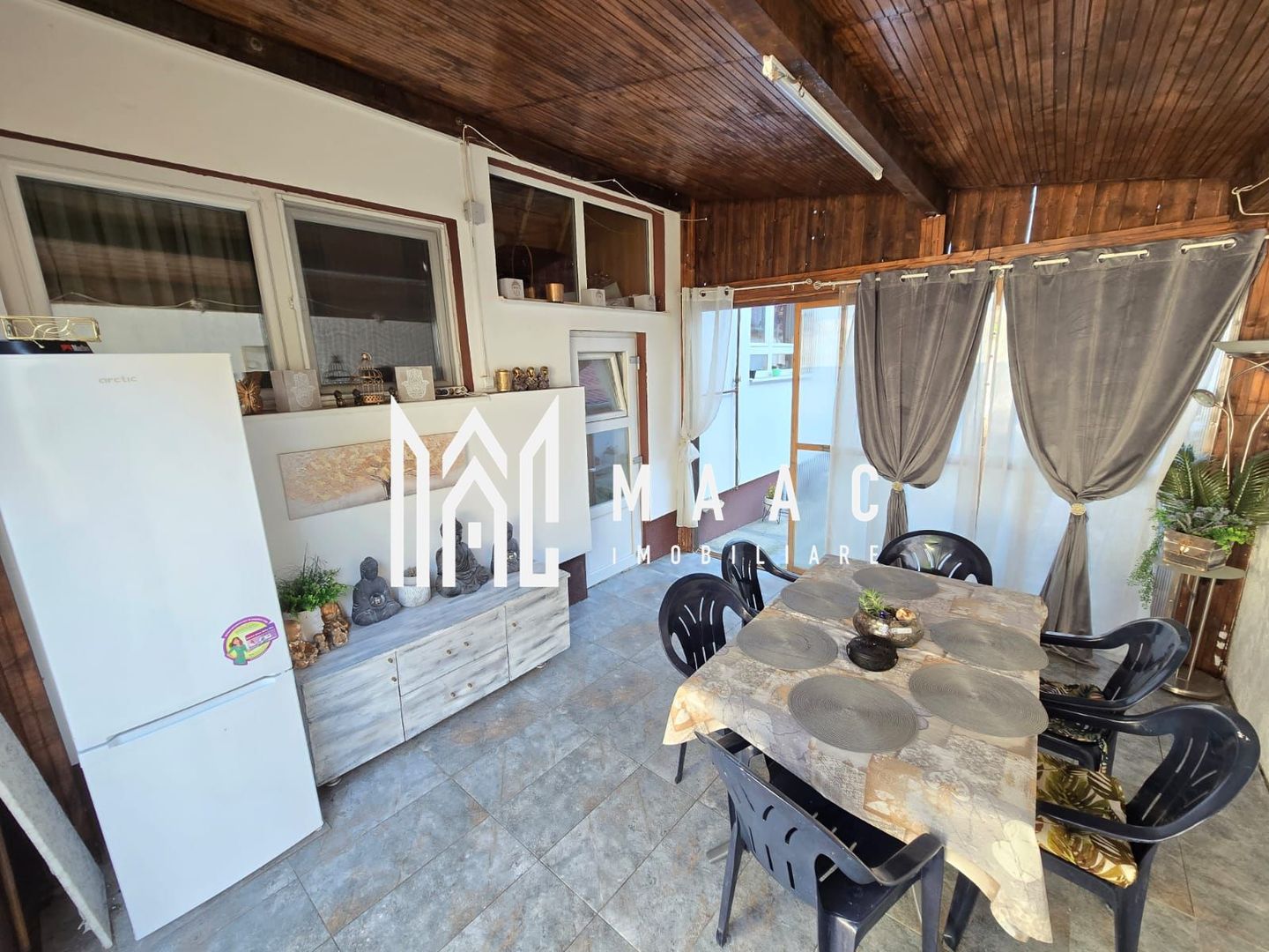 Casa 7 camere 3 bai 2 intrari Zona Garii - Poză 20