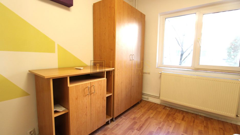 Apartament cu 3 camere, Bucovina-Torontalului - Poză 6