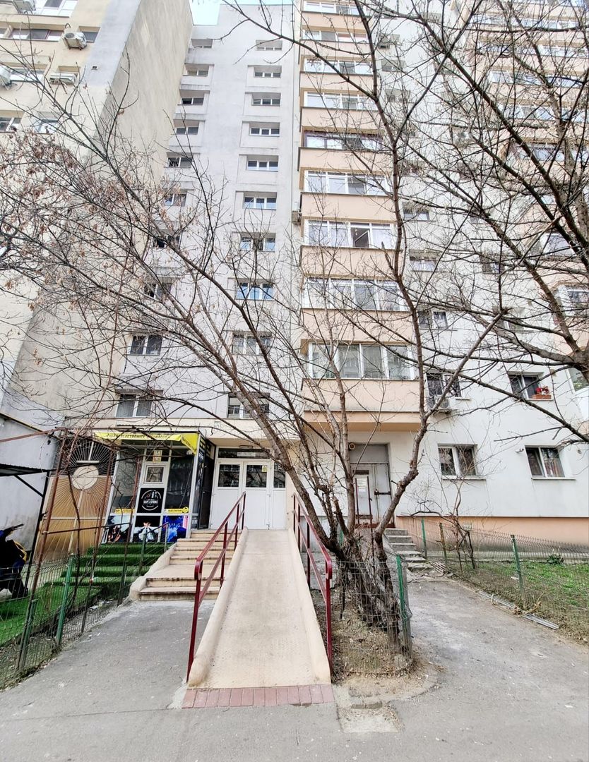 Garsoniera Dristor Vitan Bulevardul Ramnicu Sarat - Poză 3