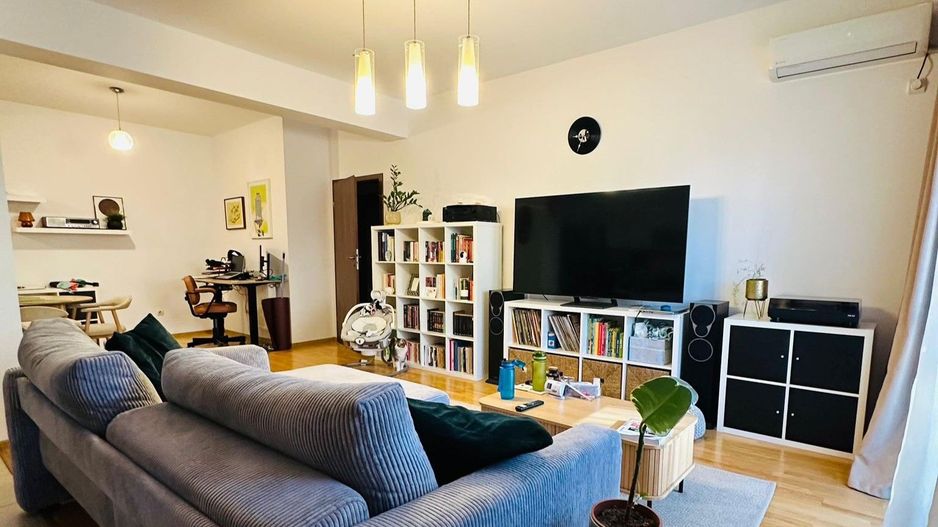 Apartament 2 camere cu terasa generoasa Parcare inclusa - Poză 1