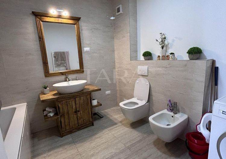 Apartament 2 camere + living cu bucătărie, zona Metro - Poză 6