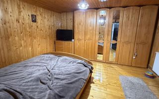 Casă de  vânzare cu vedere panoramică - Poză 10