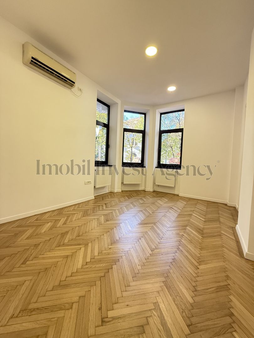 Vilă interbelică restaurată – Dorobanți Capitale 363 mp utili - Poză 29