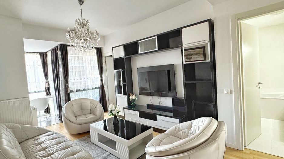 BRASADAS închiriază ap 2 cam etaj 2 50mp UNIRII tip Studio. - Poză 1