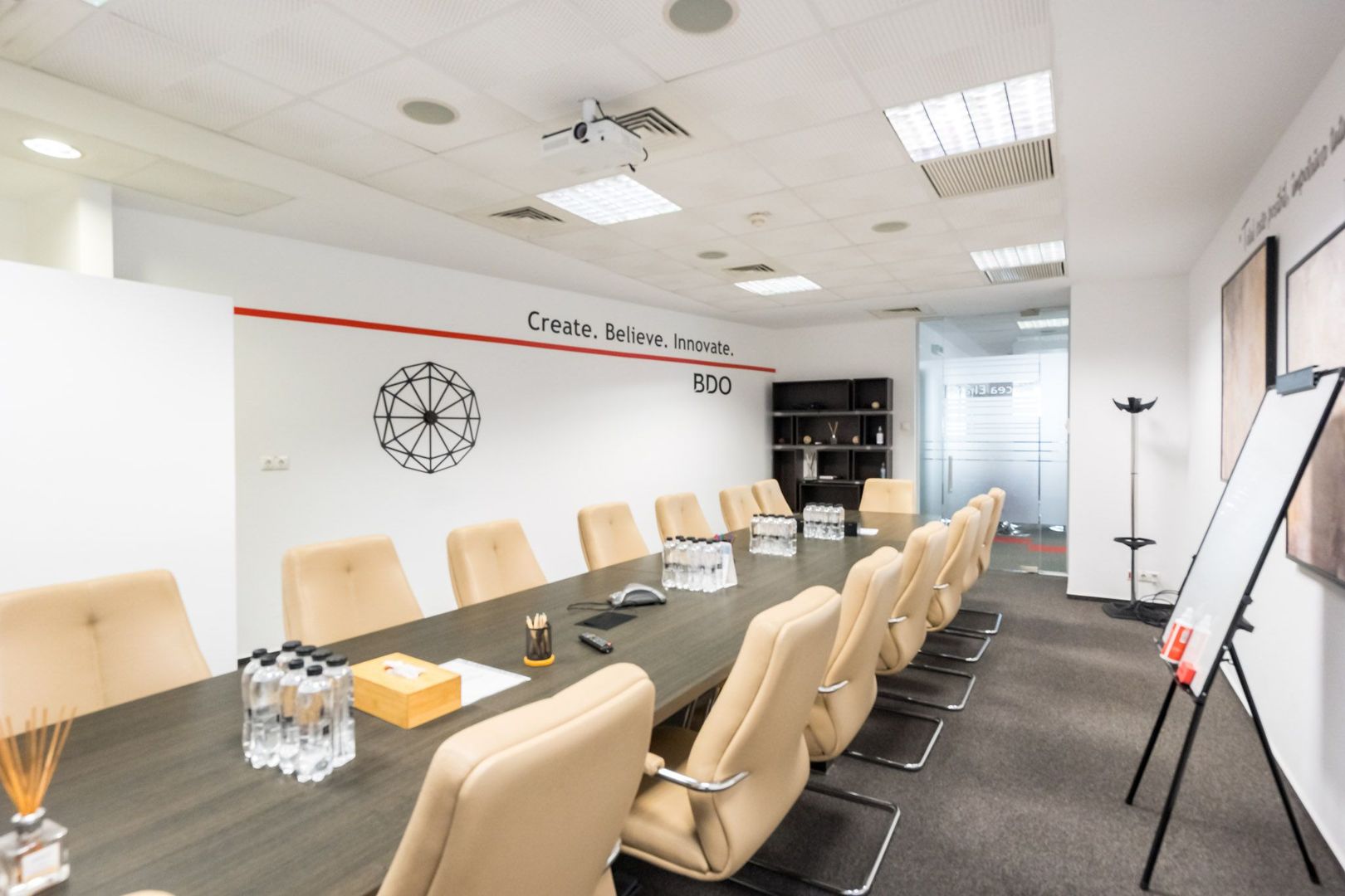 cladire de birouri 8889 mpc in Piata Alba Iulia inchiriata - Poză 8