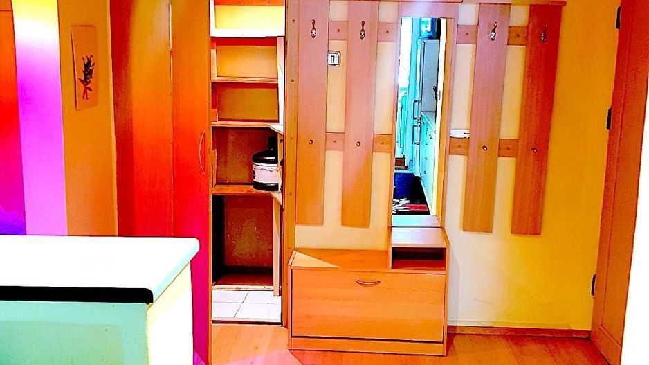 De vanzare apartament cu 3 camere , Aparatorii Patriei sector4 - Poză 7