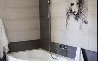 Casă cu 4 camere de vânzare | zona Ultracentrala - Poză 16