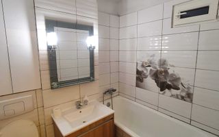 Vanzare Apartament 3 camere , 68 mp, renovat, vedere spate, Bd. Timișoara - Poză 6