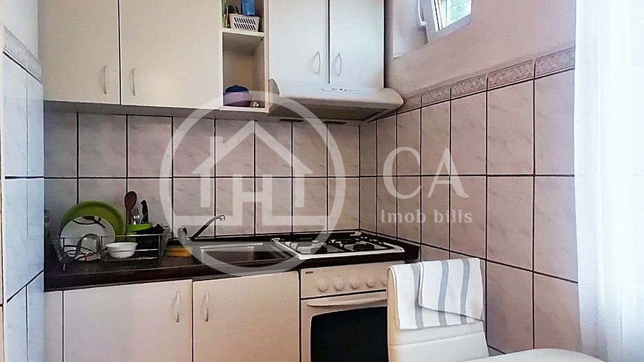 Apartament de vânzare cu 4 camere în zona Iosia, Oradea - Poză 6
